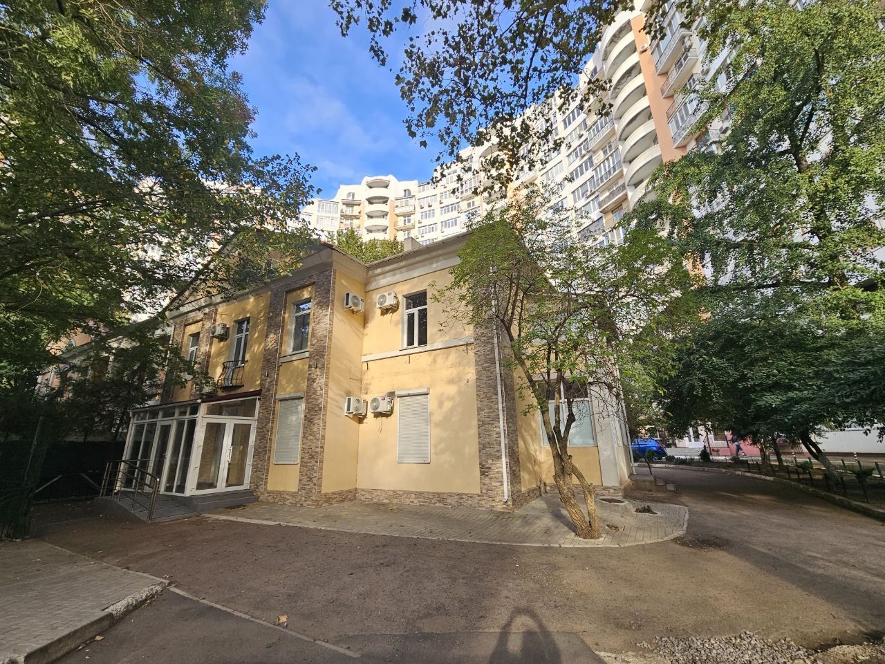 Аренда здания под медицинский центр, реабилитацию и др. ID 54456 (Фото 1)
